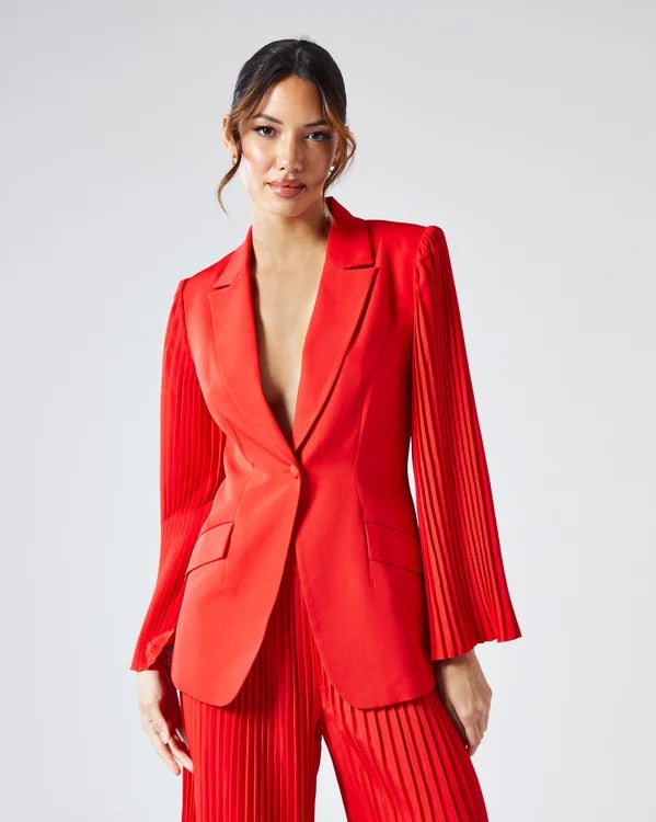 Red pleated suit S-M