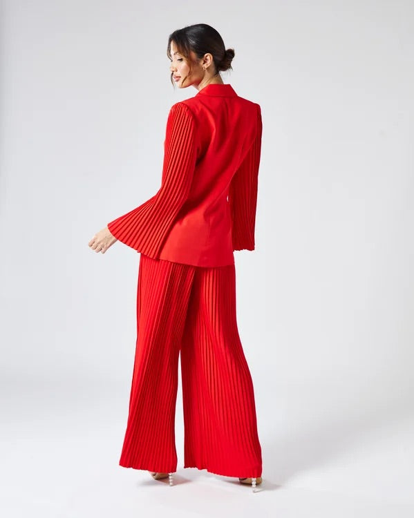 Red pleated suit S-M